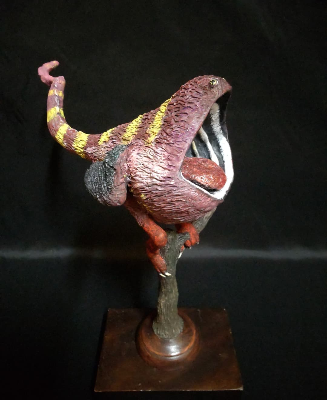 仲間を呼ぶウバレオン